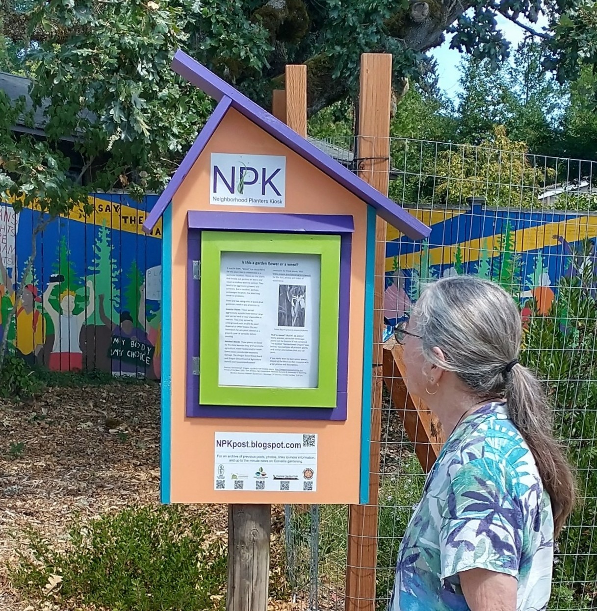 Neighborhood Planters Kiosk Installed